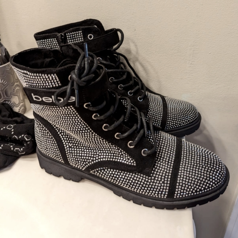 Bebe Dayani Rhinestone Boots NWOT - Picture 3 of 9